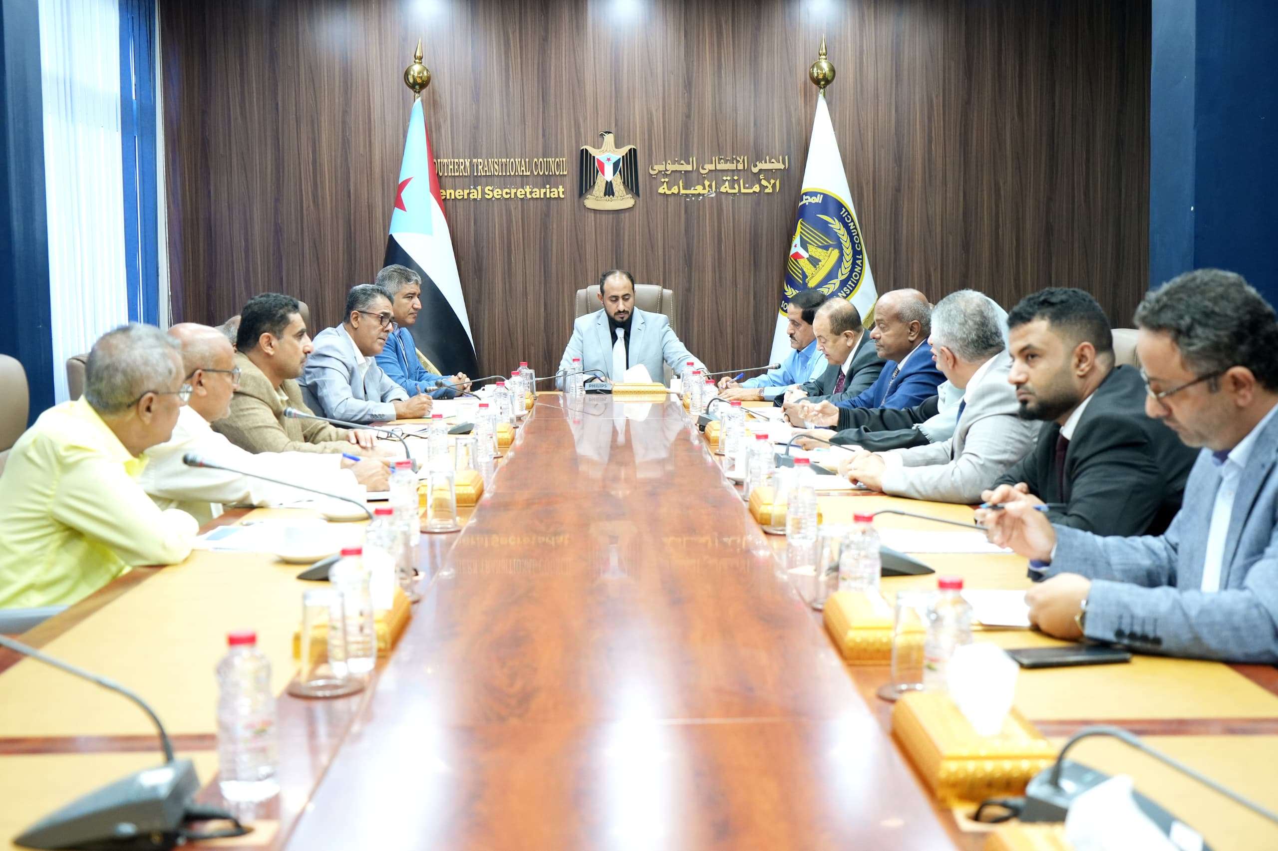 الأمانة العامة تناقش الأداء الدبلوماسي الخارجي للمجلس والحراك الشعبي للجاليات الجنوبية المطالبة بإعلان دولة الجنوب العربي 